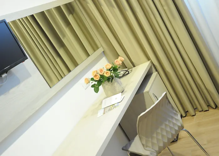 阿斯托瑞亚酒店 3*