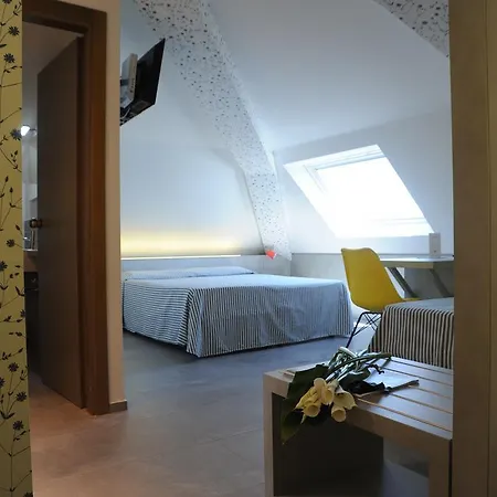 Astoria 3*